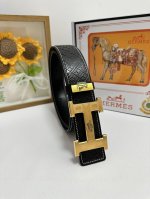 品名：爱马仕.Hermès 原单 材质：原单牛皮腰带 百分百头层牛皮腰带保证真皮，24K纯钢扣，专柜原单品质、做工精细，时尚大牌，送人自用首选 包装： 请认准如