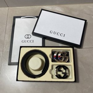 古驰Gucci精品款 ☆双扣礼盒套装 含礼盒 专柜有售 Gucci专柜在售正品 此款采用头层牛皮制作 走线油边细致 正品开模 搭配广州原版扣经久耐用、3.8Cm
