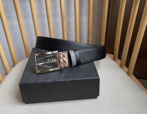 prada 普拉达 专柜同款 男士一皮双用针扣款 带身一面黑一面咖 双面十字纹小牛皮宽度:3.5Cm 搭配原版旋转针扣 手感极佳 原单品质