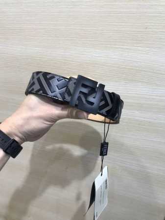 配送专柜包装 打孔针 特 新款 Fd 宽38Mm 老花斜纹F标志造型，原版纯手工搽色皮带，支持Nfc 双层间色扣 搭配标志性F戒子，进口小牛皮制成，镀金表面金属 - 点击图像关闭