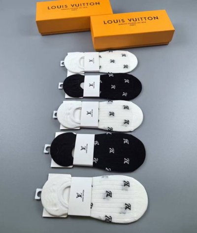 特 Louis Vuitton 路易威登驴家新品女款隐形袜子 一盒五双 提花经典标志，纯棉材质，超舒适超美腻大牌出街，潮人必备超好搭