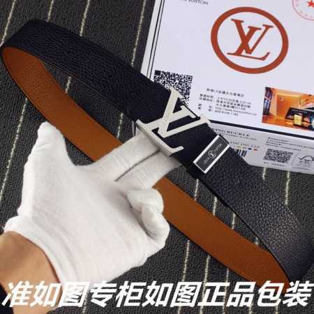 品名：Lv..路易..威登双面用 型号：认准如图专柜包装，赠送打孔器 材料：百分百头层牛皮，24K纯钢扣双面可用，荔枝纹纹路保证真皮。专柜同等质量， 送人自用首 - 点击图像关闭