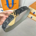 圖片包裝10 寬：40Mm 驢家新品 驢家出品 定制帆布面料字母為淡色漸變效果 進口配色小牛皮底 質感極佳 精緻字母搭扣 雙面用