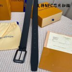 配全套包装礼盒 驢家s22早春新品腰帶系列 寬度3.5Cm 意大利原廠皮料 針扣式搭扣設計 搭配精緻的鏤空字母戒指 全方位精打細磨 精密度厚金電鍍 低調