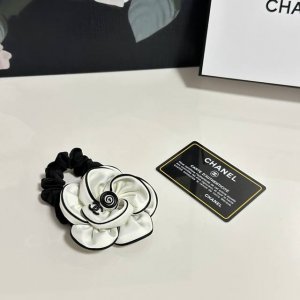 特 单个 配专柜包装 Chanel 香奈儿 最新山茶花爆款来啦 中古Vintage复古五金发圈 优雅的Girl值得入手 非常好搭配 气质有品位