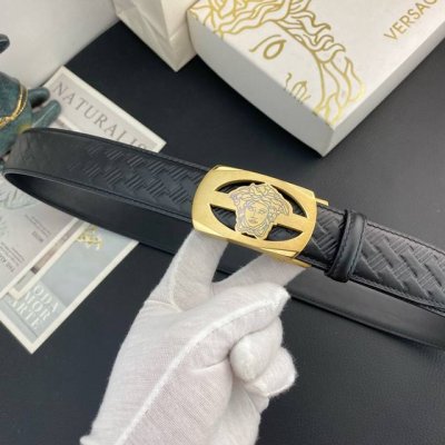 范思哲 特种自动带皮腰带系列 ，原厂五金精品不锈钢扣，手感柔软舒适 宽3.5Cm。