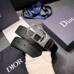 Dior迪奥 宽3.5Cm 新款 男士腰间实用与点缀腰带，进口头层牛皮转动金属扣，低调有品质高奢大气 双面使用