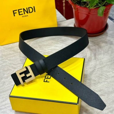 特P180 Fendl（芬迪）专柜同款 宽3.5Cm 双面头层牛皮制作 搭配经典Ff纯铜扣 经典时尚 潮流系列 一流的做工 精致的细节 高清实拍 品质保证