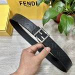 Fendi 芬迪 全套包装 专柜同款 宽40Mm 标志造型宽皮带。原版针扣，进口原版小牛皮制成，印有浮雕黑Ff 图案。镀金表面金属制品，品质保证。
