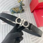 菲拉格慕 特种皮腰带自动带系列 ，原厂五金精品不锈钢扣，手感柔软舒适 宽3.5Cm。