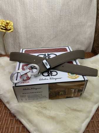 品名：菲拉格幕 原单皮带 材质：原单牛皮腰带 百分百头层牛皮腰带保证真皮，24K纯钢扣，专柜原单品质、做工精细，时尚大牌，送人自用首选 包装： 请认准如图专柜包 - 点击图像关闭