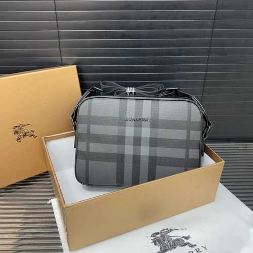 Burberry 巴宝莉 相机包 男女通用单肩斜挎包 经典Logo搭配原厂工艺材质 休闲百搭 实物拍摄 原厂原版面料 配送防尘袋礼盒 25 X 18 Cm。