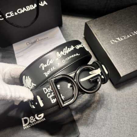 Dg宽4.0㎝ Dolce&Gabbana 新款 黑色印花小牛皮腰带，摩登干练配饰，缀以双色电镀金属 Dg 徽标搭扣 - 点击图像关闭