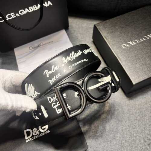 Dg宽4.0㎝ Dolce&Gabbana 新款 黑色印花小牛皮腰带，摩登干练配饰，缀以双色电镀金属 Dg 徽标搭扣