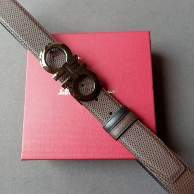 品牌:菲拉格慕 价格:特 尺寸:带宽34Mm 正品尺寸 五金材质:专柜精品扣，真空电镀，工艺精细 带身材质:天然头层牛皮.质感十足，手感柔软。时尚个性，经典百搭