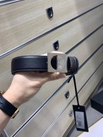 配送专柜包装 打孔针 批专柜同款、实拍专柜官网，支持Nfc尺寸:35Mm，原版磨胶半脸扣 美人头，极富设计美感 ，双面采用进口原版纹小牛皮，清晰美观，皮质软，手