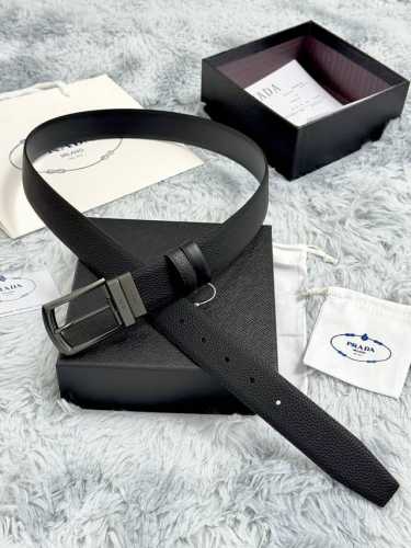 Prada 3.5Cm 荔枝纹纹理品质每个细节都体现出至高的品味和格调整体造型增添优雅韵味 低调奢华的典范优雅迷人气息精致的手工艺制作。