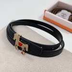 特 爱马女款细腰带 原单品质 原版进口e 配进口小牛皮底 双面可用 掌纹配黑色 13Mm宽 搭配珐琅彩色小马亮金 亮银