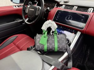 高端货 新款 “Louis Vuitton”Lv单肩包 路易威登单肩包手提 差包 M25885 Louis Vuitton Eclipse Keepall 25