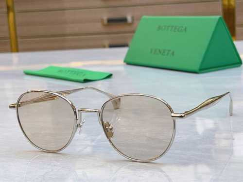 Bottega Venet* 宝缇*嘉新款太阳镜，Model：Bv1396S，Size：53口21-145
