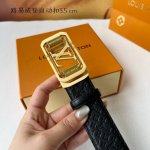特 品牌： 路易威登 新款进口小牛皮，手感细腻柔软。搭配纯钢自动精品钢扣，男士必备！宽度：3.5Cm