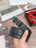 特P190 【纪梵希】宽度3.5Cm，上身效果超级棒，时尚百搭款！410307