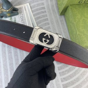 古奇 特种皮腰带系列 ，原厂五金精品不锈钢扣，手感柔软舒适 宽3.8Cm。