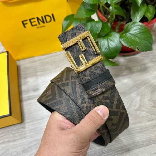 Fendi 芬迪 专柜同款 宽4.0Cm 双环正反用腰带 Ff按钉搭扣 黑色Cuoio Romano皮革材质 反面面料带有烟草黄和黑色Ff图案 四方金属饰面 时