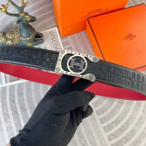 爱马仕 特种皮腰带系列 ，原厂五金精品不锈钢扣，手感柔软舒适 宽3.8Cm。