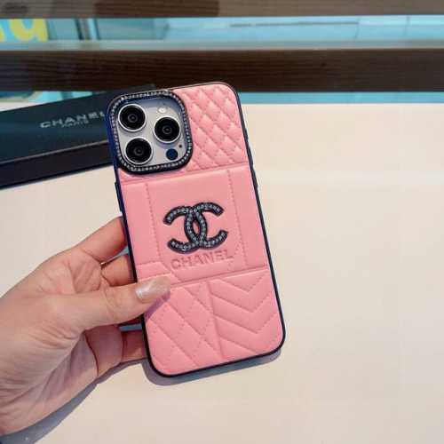 Iphone16系列更新 Chanel香奈儿限定款菱格压花手机壳、闪钻镜头高位保护，侧面皮质全包 时尚奢华 型号：为了不出现报错型号，请打开本机查看手机设置显示