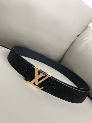 Lv 路易威登 4.0热压立体小牛皮 高品质钢扣 金白 官网新款同步更新