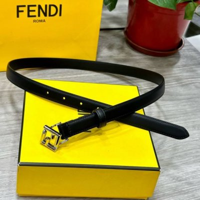 Fendl 芬迪 女士腰带 宽20Mm，原单进口小牛皮，搭配原单钌钯电镀F扣，手感.油边近乎完美，原产皮料定制，质感无可挑剔，出众的细节，高清实拍，货真价实，品