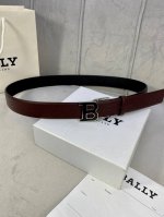Bally 巴利 荔枝纹双面头层牛皮皮带，配有金 银 B 字母扣头该皮带可调节，且能根据需要剪裁质量保证达到修身效果