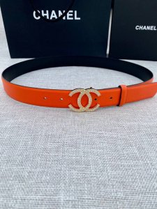 宽度3.0Cm Chanel 香奈儿 原版碰纹牛皮金 银 色镶钻钢扣。
