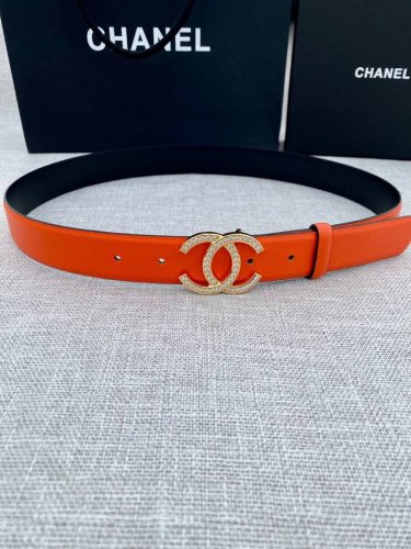 宽度3.0Cm Chanel 香奈儿 原版碰纹牛皮金 银 色镶钻钢扣。