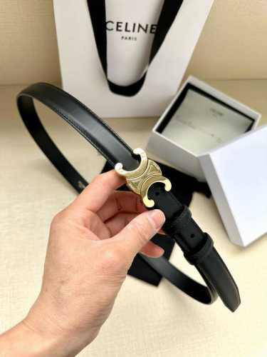宽度2.5Cm Celine Triomphe中号光滑进口牛皮革腰带 头层牛皮 中腰 宽度1英寸 2.5厘米 triomphe 配领扣带扣 编号 45Ak93A