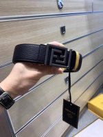 配送专柜包装 打孔针 特 新款 Fd 宽40Mm 标志造型宽皮带，联名钉扣式带扣，范家原版进3D打印花绘 印有浮雕间色Ff 图案，支持Nfc 芯片 ，镀金表面金