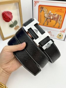 品名：爱马仕.Hermès 原单 材质：原单牛皮腰带 百分百头层牛皮腰带保证真皮，24K纯钢扣，专柜原单品质、做工精细，时尚大牌，送人自用首选 包装： 请认准如