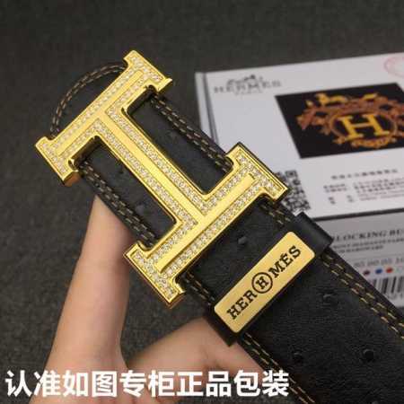 品牌：爱马仕.Hermes鸵鸟纹 型号：原单！请认准如图专柜包装 等级：意大利进口百分百头层牛皮，Hermes.爱马仕，世界著名奢侈品品牌。进口头层牛皮，国外专 - 点击图像关闭