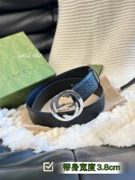 特P160 Gucci.古驰 男士宽度建议3.8Cm/3.5Cm； 女士宽度建议3.5Cm/3.0Cm； 进口小牛皮压花, 专柜正品1:1完美复刻. 原版底皮,