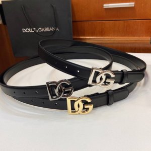 特 D&G 杜嘉 班纳光滑小牛皮腰带，点缀Dg交叉字母徽标搭扣，精品宽度：2.5Cm，