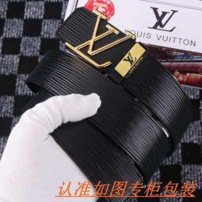 品名：Lv·路易斯登·原单· 材料：百分百头层牛皮，保证真皮。专柜原单品质、做工精细，送人自用首选 包装： 请认准如图专柜包装，赠送打孔器，银联