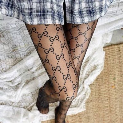 配包装 一盒1双 Gucci 古奇 经典植绒Gg字母丝袜 欧美大牌裤袜一比一高版本制作，可以看得到的工艺！潮人秋冬必备单品！