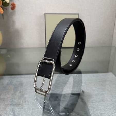 汤姆福特最新网红爆款双面头层牛皮专柜同步3.5宽新款上市了，原版牛皮，搭配铜扣，优雅，大方用的方便。谢谢你转载。 - 点击图像关闭