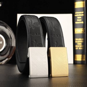 特 普拉达自动秘原单高端品质专柜官网同步支持Nfc感应宽度3.5精美自动钢扣头意大利进口头层小牛皮原版花纹纹理消晰真实感超强打造全新的视觉3D郊果高档客户入手送