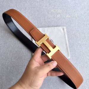 特 爱 马 仕 专柜在售爆款 感谢客户反馈实拍图，顶级货 自己看细节 3.8Cm都有货 码数齐