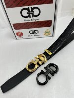 品名：菲拉格幕 原单 材质：原单牛皮腰带 百分百头层牛皮腰带保证真皮，24K纯钢扣，专柜原单品质、做工精细，时尚大牌，送人自用首选 包装： 请认准如图专柜包装赠