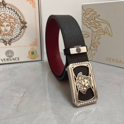 品名：Versace.范思哲 材质：原单牛皮腰带 百分百头层牛皮腰带保证真皮，24K纯钢扣，专柜原单品质、做工精细，时尚大牌，送人自用首选 包装： 请认准如图专