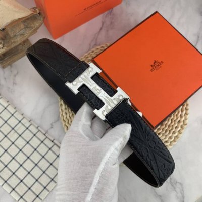 爱马仕 特种皮腰带系列 ，原厂五金精品不锈钢扣 手感柔软舒适 宽3.8Cm。