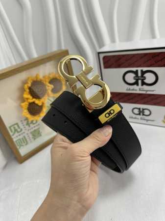 品名：菲拉格幕 原单 材质：原单牛皮腰带 百分百头层牛皮腰带保证真皮，24K纯钢扣，专柜原单品质、做工精细，时尚大牌，送人自用首选 包装： 请认准如图专柜包装赠 - 点击图像关闭